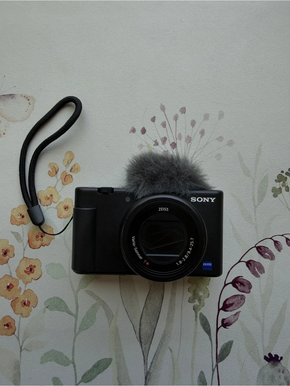 Sony ZV-1 Digital Camera for Content Creators, Vlogging, YouTube